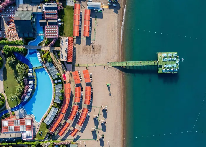 Welkom Hotel: Limak Lara Deluxe Hotel & Resort Antalya