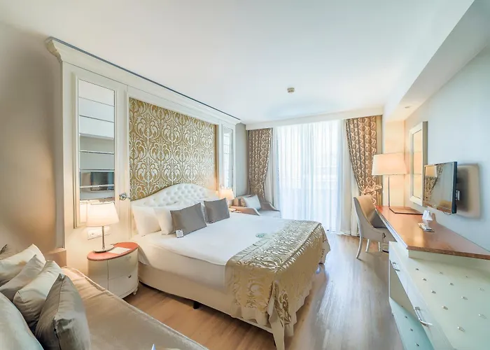 Aska Lara Resort & Spa